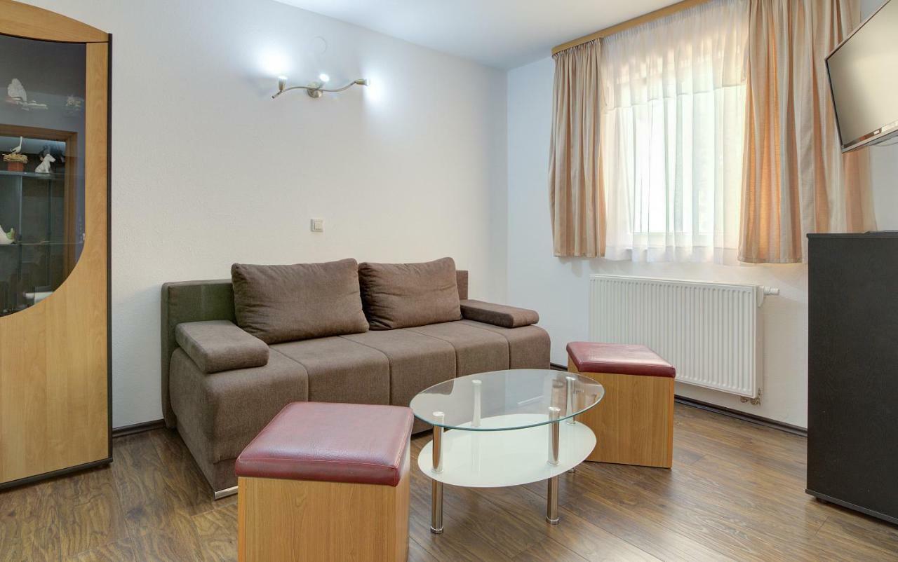 Apartments Lucia Senj Сень Экстерьер фото